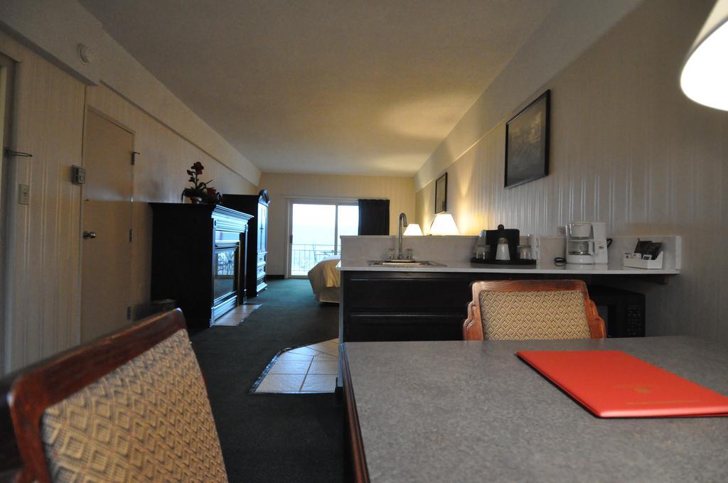 Hillside Inn Madison Extérieur photo